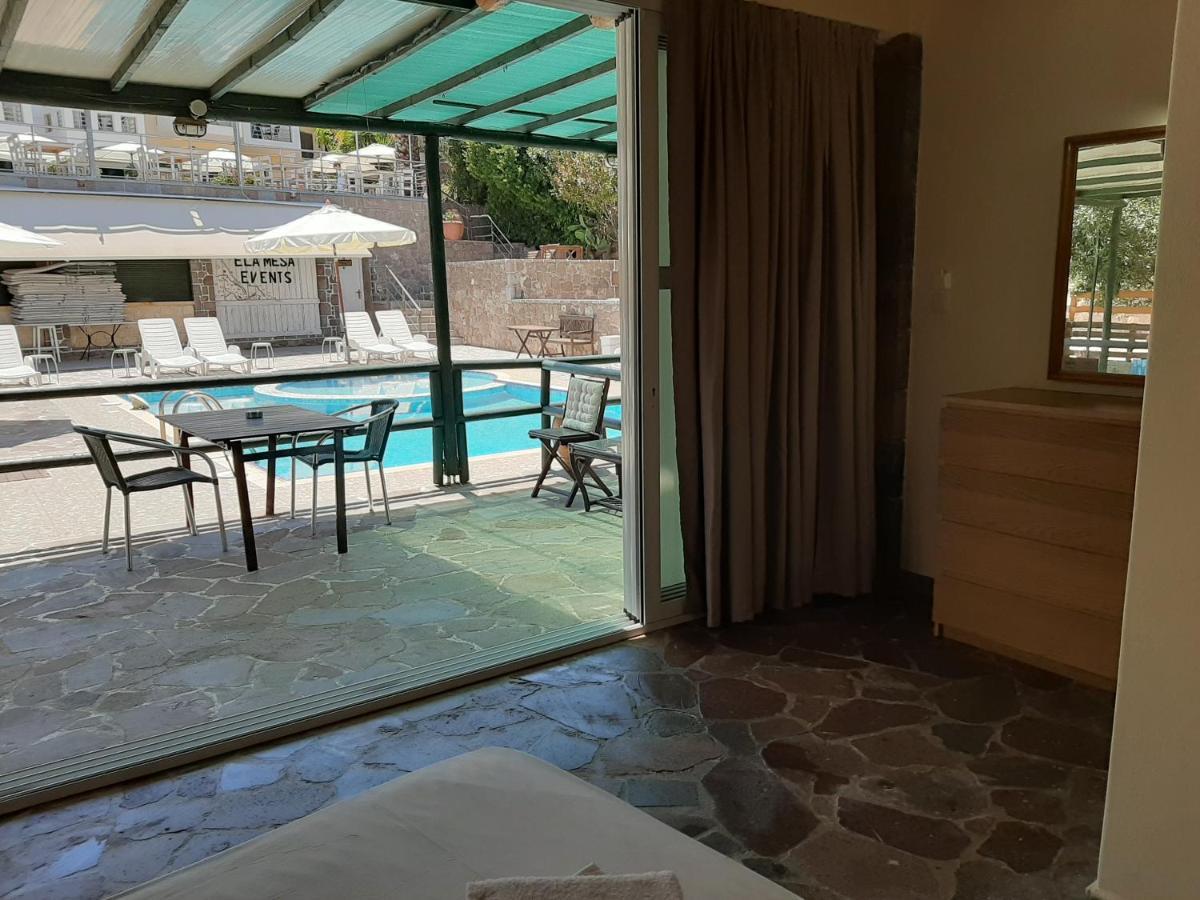 Ela Mesa Aparthotel Szuvála Kültér fotó