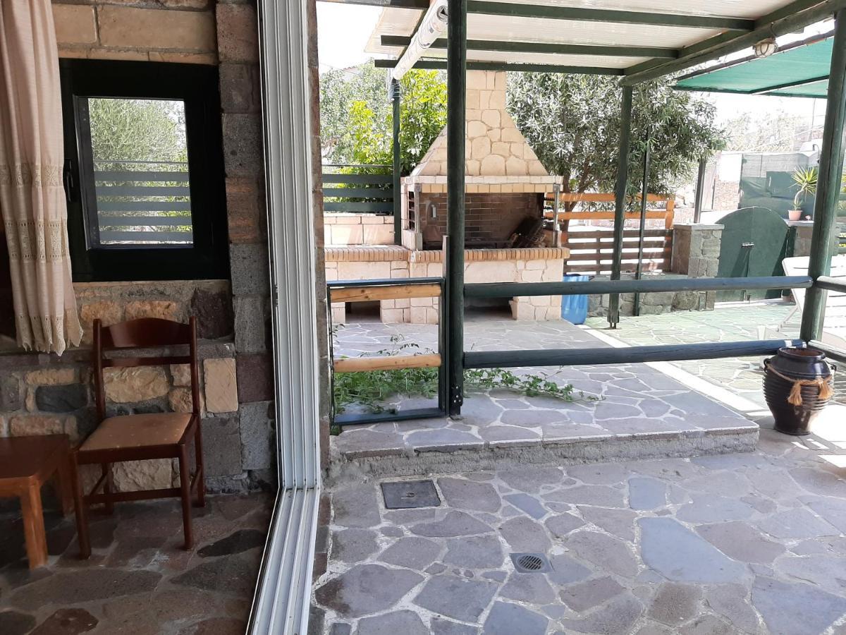 Ela Mesa Aparthotel Szuvála Kültér fotó