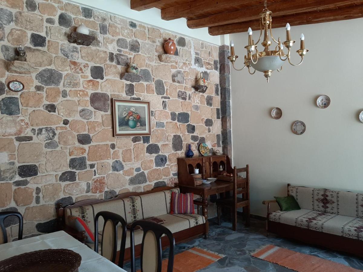 Ela Mesa Aparthotel Szuvála Kültér fotó